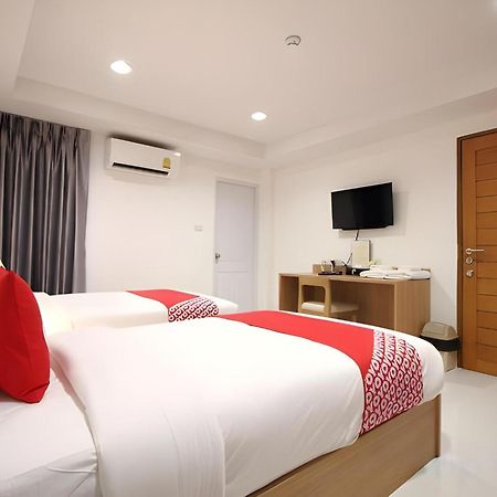 Super Oyo 483 Pannee Hotel Khaosan Бангкок Экстерьер фото