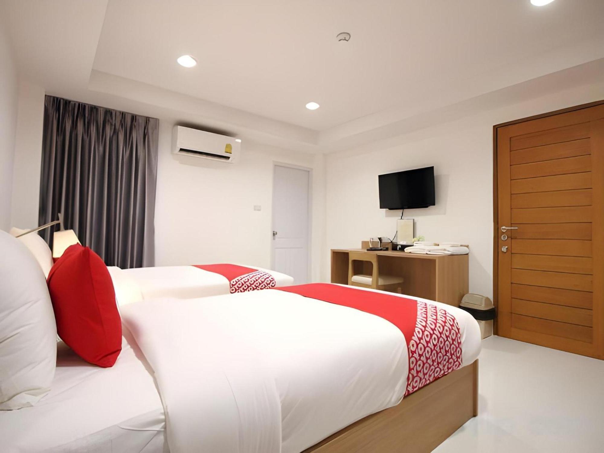 Super Oyo 483 Pannee Hotel Khaosan Бангкок Экстерьер фото
