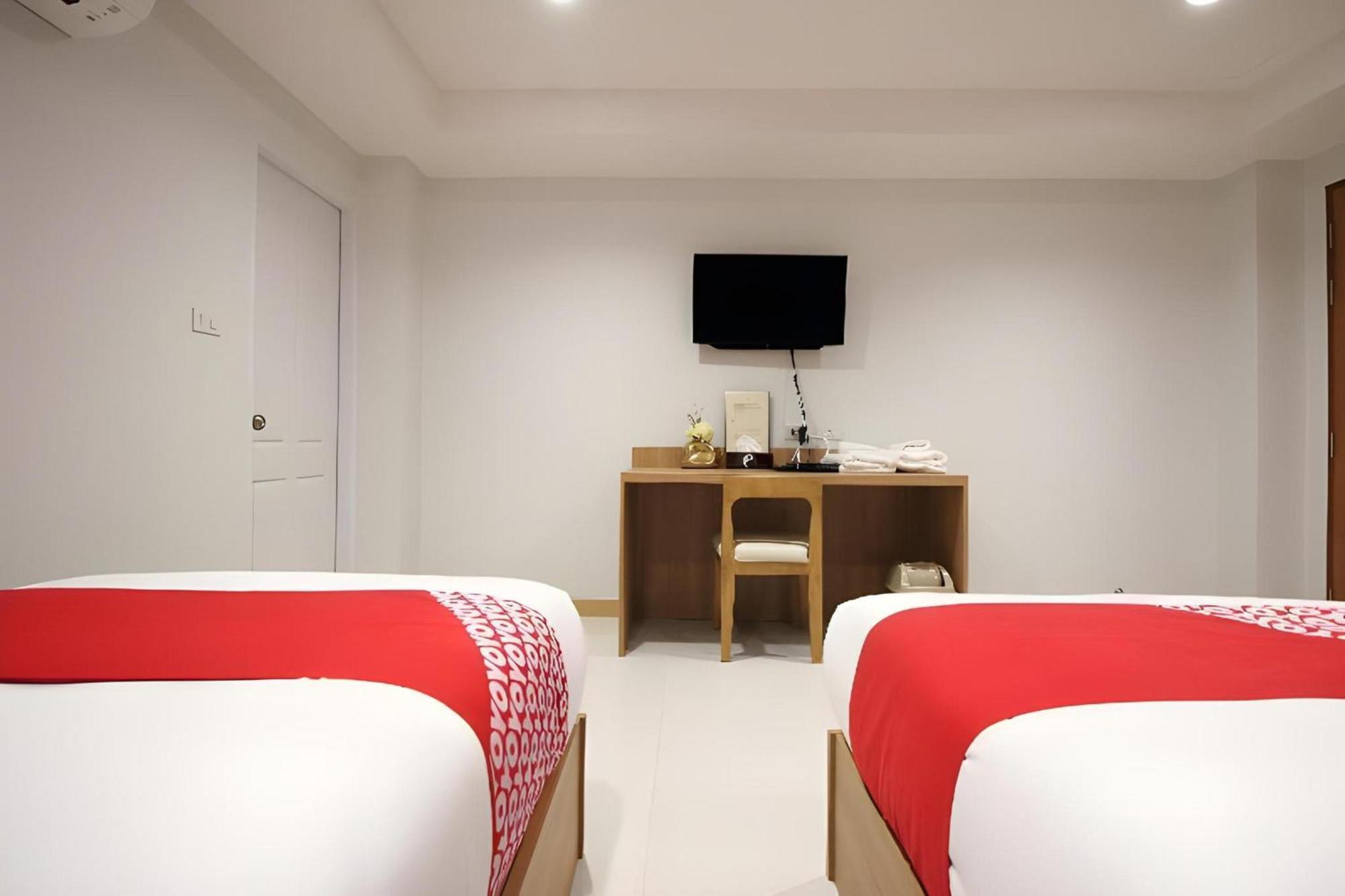 Super Oyo 483 Pannee Hotel Khaosan Бангкок Экстерьер фото